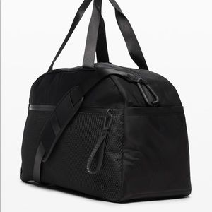 Lulu Lemon All Hours Duffel